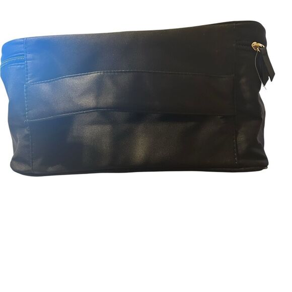 NWOT Victoria's Secret Black Toiletry Bag with Gold Logo - Picture 9 of 13